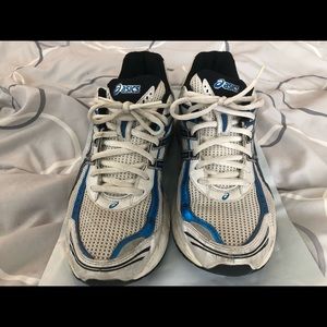 ASICS Gel 1140 Men’s Running Shoes Size 9.5
